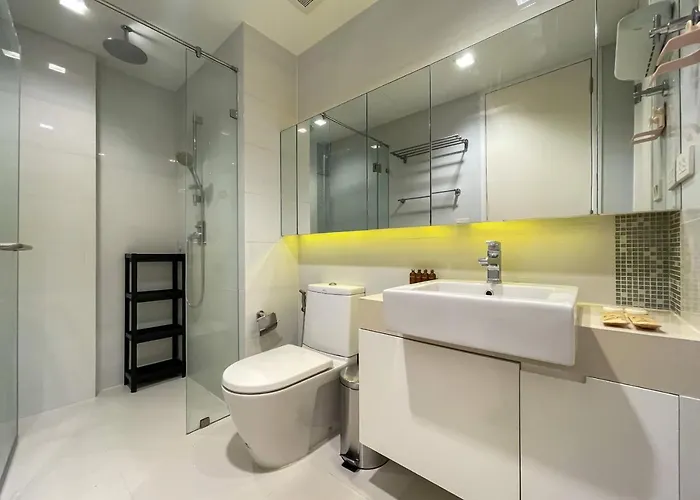 Near Bts L Fully Furnis L Pool And Sauna * 曼谷
