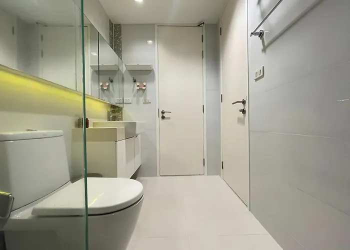 Near Bts L Fully Furnis L Pool And Sauna 公寓 曼谷